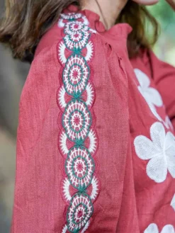 Blusas Y Camisas De Mujer-Mariquita Trasquilá CAMISA FLORES BORDADAS Teja