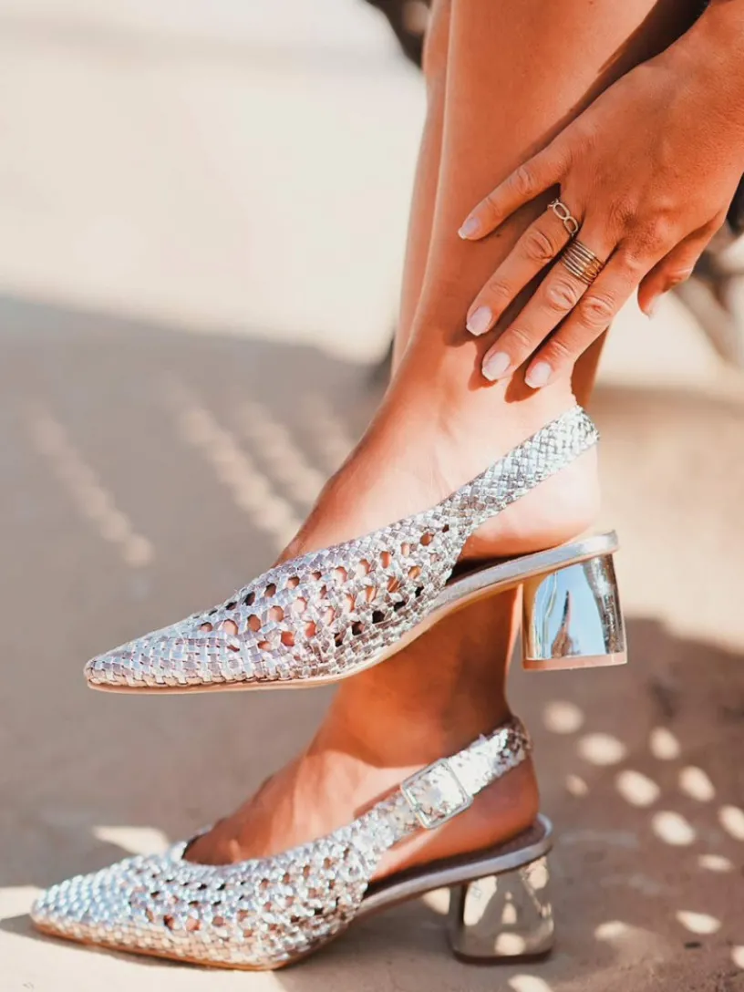 Zapatos De Fiesta|Street Style-Mariquita Trasquilá MERCEDITAS CALADA TACON