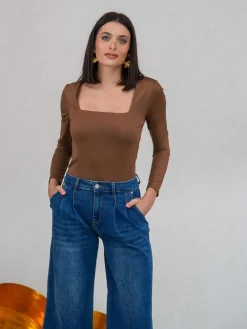 Camisetas De Mujer|Blusas Y Tops De Fiesta-Mariquita Trasquilá TOP ESCOTE CUADRADO
